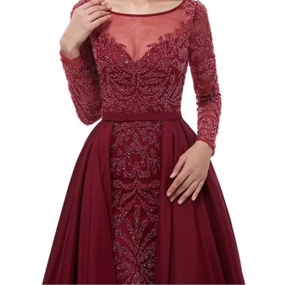 Elegant Burgundy Evening Gown - Picture 7 of 7